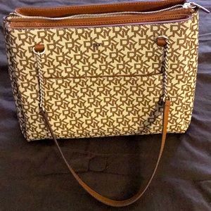 DKNY Bryant Large Shopper Tote Shoulder Bag